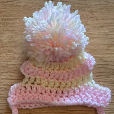 Handmade Chihuahua or Small Dog Pom Pom Hat Baby Pink & Winter White